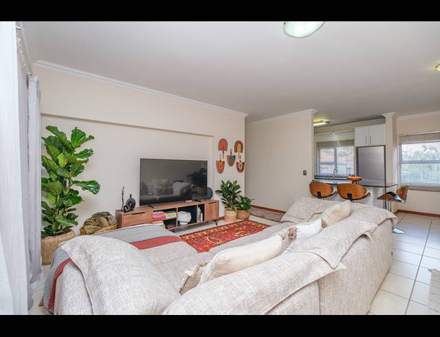 2 BEDROOM APARTMENT FOR SALE IN SAXONWOLD